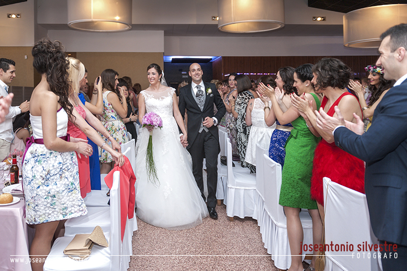 Fotos de boda en Alcoy e Ibi y postboda en Bodegas Francisco Gomez