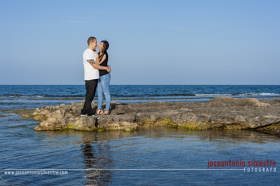 Fotografo de bodas en Alicante - Preboda en la playa